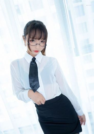精品国产亚洲爽啪在线剧院_在线观看免费版