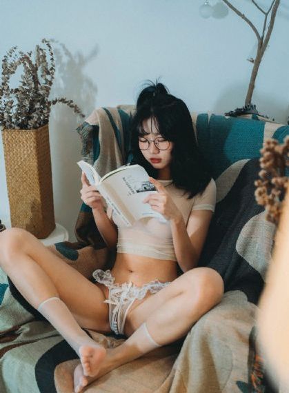 国产色极品女人在线视频_午夜在线观看完整版