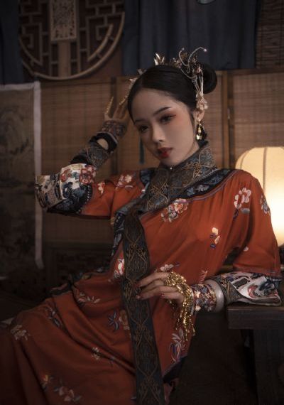 日韩美女亚洲99久久二区_超清全集免费播放