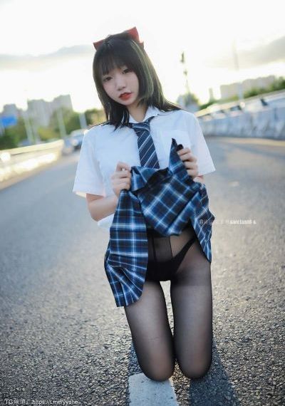 日本妞大战三黑人_BD韩语免费高清观看